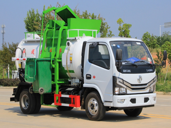 國(guó)六4.5方多利卡  圓罐餐廚垃圾車