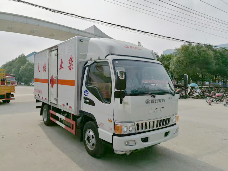 3.5噸江淮國(guó)六民爆車(chē)