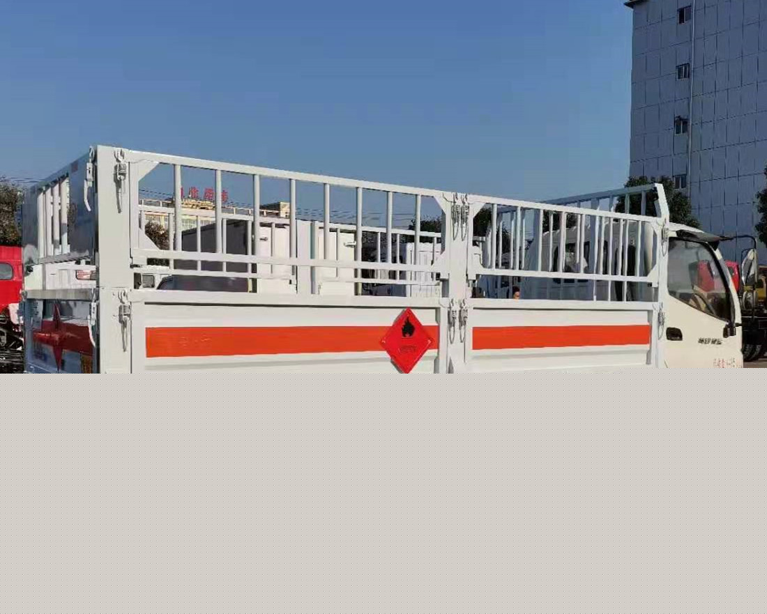 福田奧鈴藍(lán)牌氣瓶運(yùn)輸車(chē)