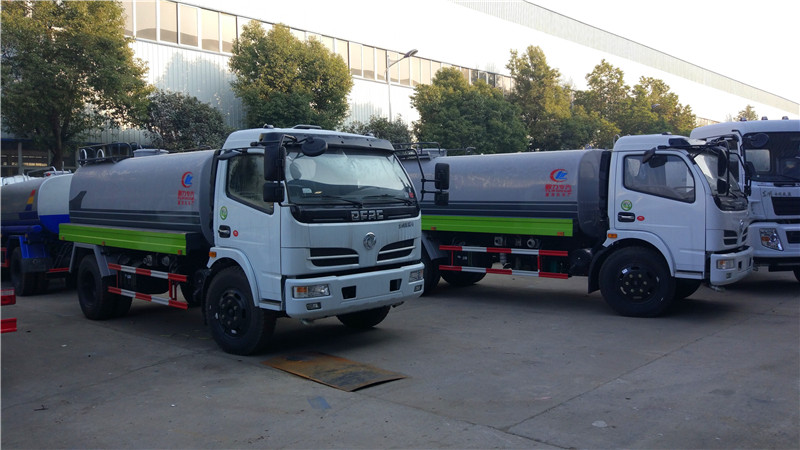 國六4.5方多利卡 箱式餐廚垃圾車